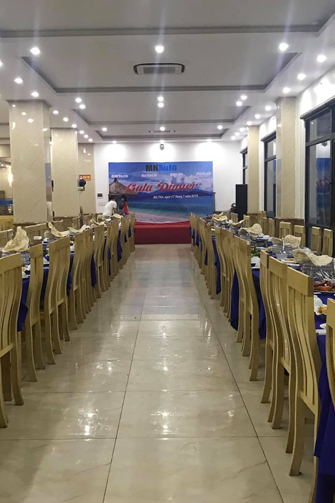 Nhà Hàng